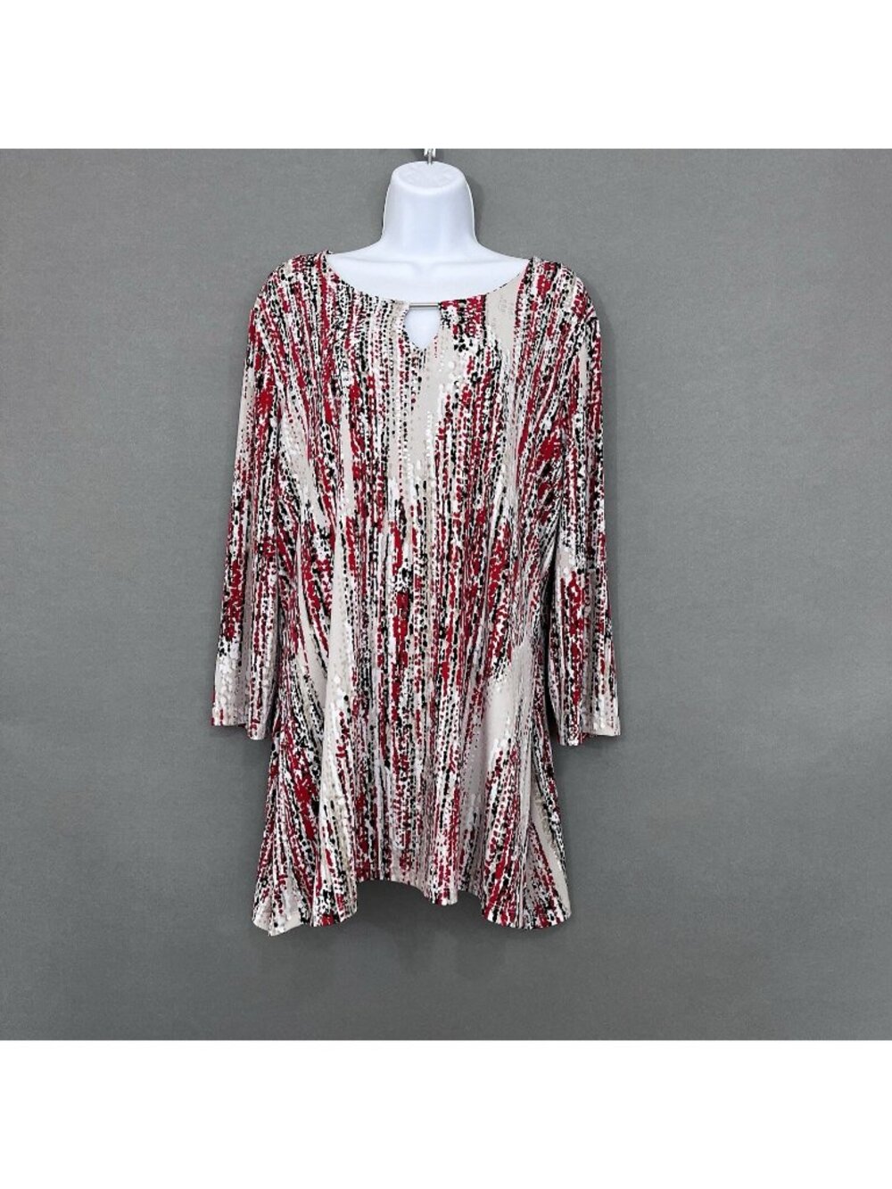 JM Collection Red Beige Embellished Keyhole Neck Tunic Top